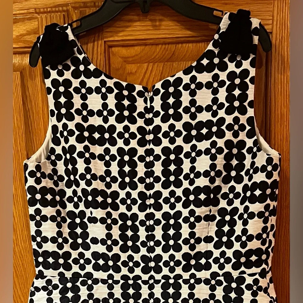 RSVP by Talbots Navy Blue & White Jacquard Daisy-Print Fit‎ & Flare Dress Size 8